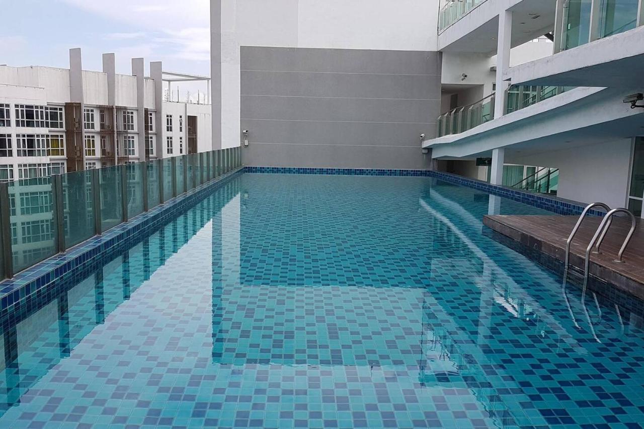 Homestay Kuala Lumpur ; Terminal Tbs ; Bukit Jalil Екстериор снимка